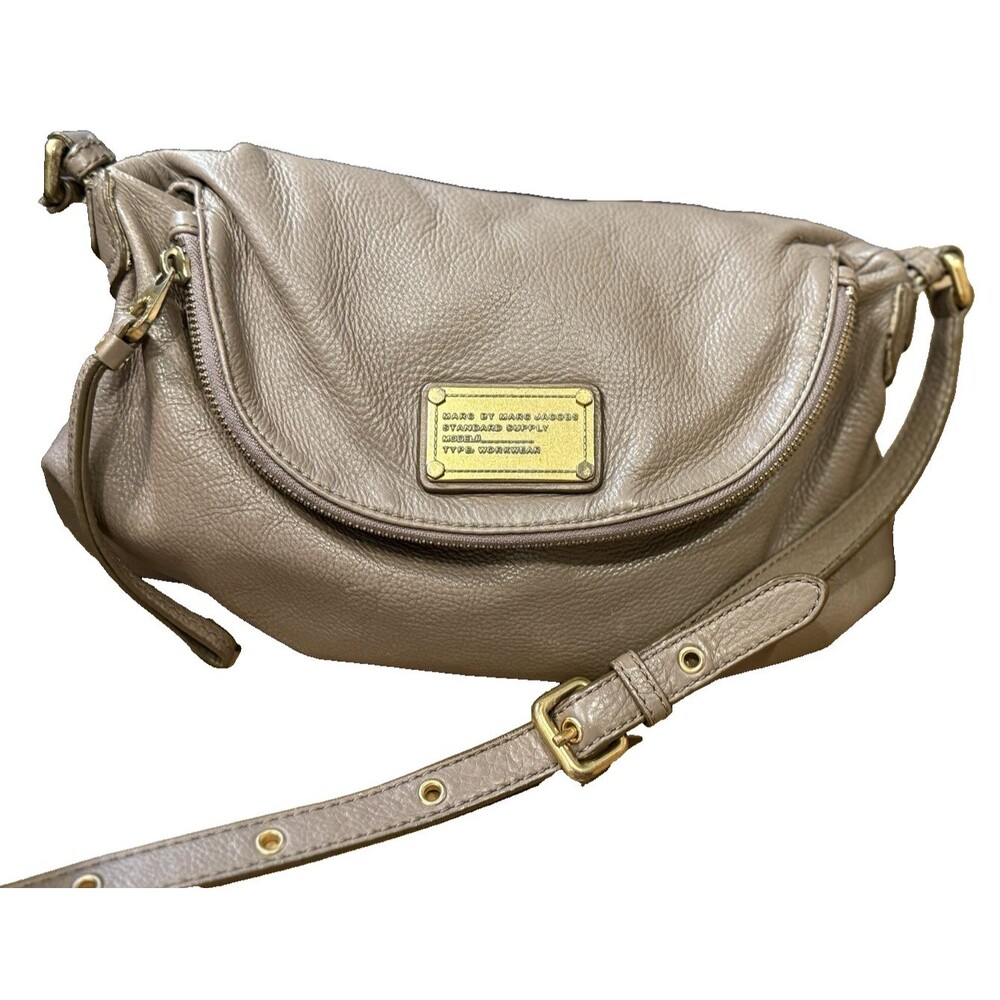 Marc by Marc Jacobs Classic Q Natasha Taupe Pebbled Leather HoboBag Gold HW